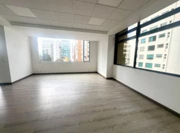 Mv - Sector La Carolina, Amazonas y Guayas, en Venta Oficina 47 m² Piso Alto a Estrenar — imagen 5