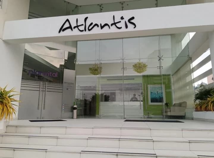 Oficina de Venta en El Edificio Atlantis, Kennedy Norte, 53,48 m². Guayas — imagen 1