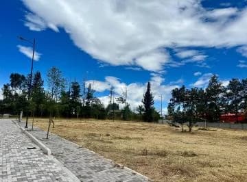 Mv - Puembo, en Venta Terreno 464.75 m², en Urbanización Privada — imagen 3