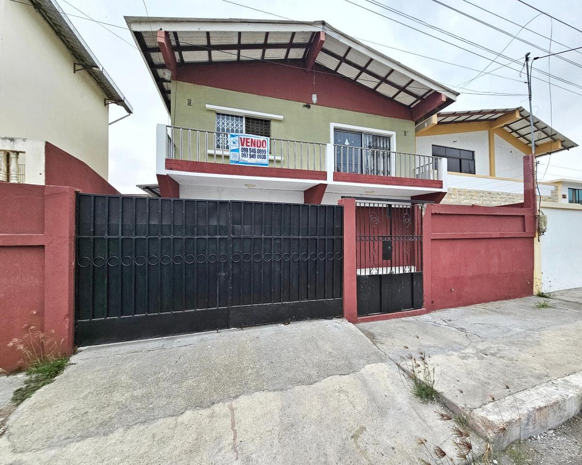Casa en venta en Salinas, Santa Elena