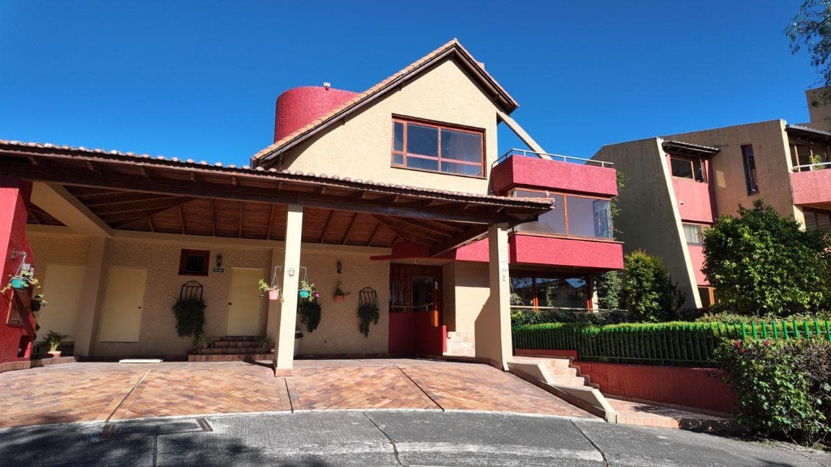 Casa en venta en Quito, Pichincha