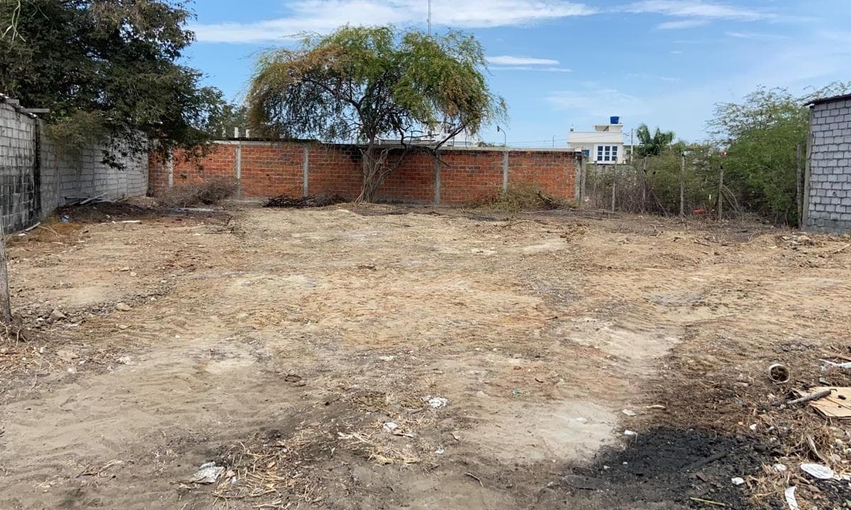 Terreno en venta en Playas, Guayas