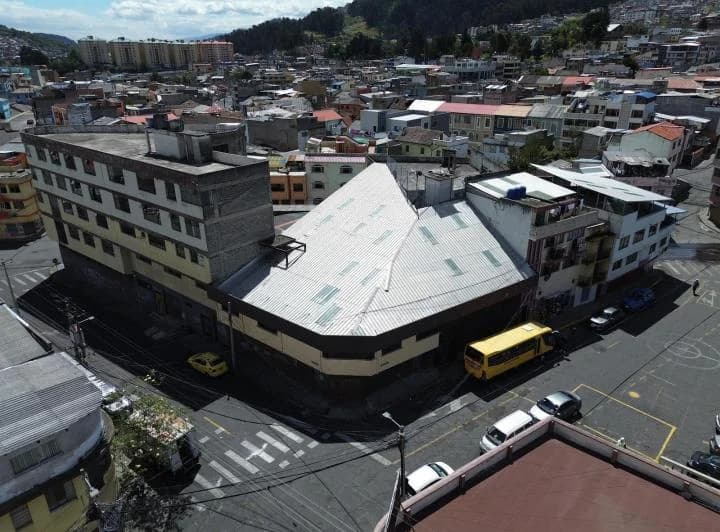 Galpón y Bodega de 340,40 m² Parroquia Chimbacalle en Los Andes — imagen 1
