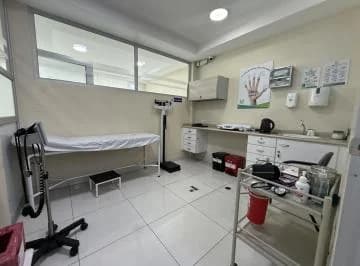 Centro Médico en Venta – Solanda – Perfecto Para Operación Inmediata — imagen 4