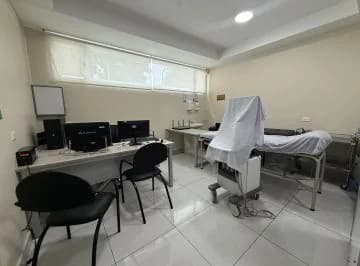 Centro Médico en Venta – Solanda – Perfecto Para Operación Inmediata — imagen 2