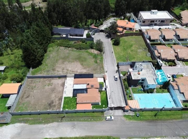 En Venta Terreno, Sector Mirasierra, Exclusivo de 6 Lotes — imagen 1