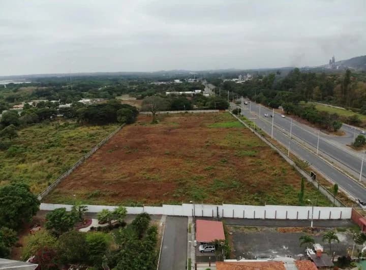 En Venta Terrenos en Vía Costa de 4.110 m - Mae. Recalde, Guayas — imagen 1