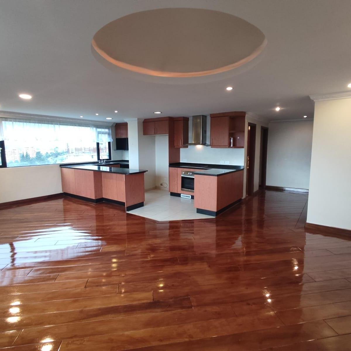 Apartamento en venta en Quito, Pichincha