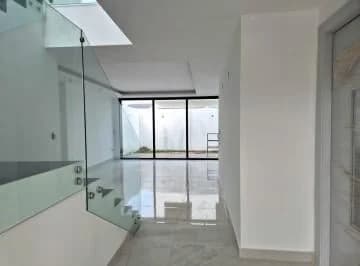 Venta de Casa en La Urbanización Mallorca Village, Vía Samborondón - Salitre. Guayas — imagen 5