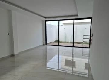 Venta de Casa en La Urbanización Mallorca Village, Vía Samborondón - Salitre. Guayas — imagen 4