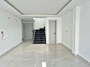 Venta de Casa en La Urbanización Mallorca Village, Vía Samborondón - Salitre. Guayas — imagen 3