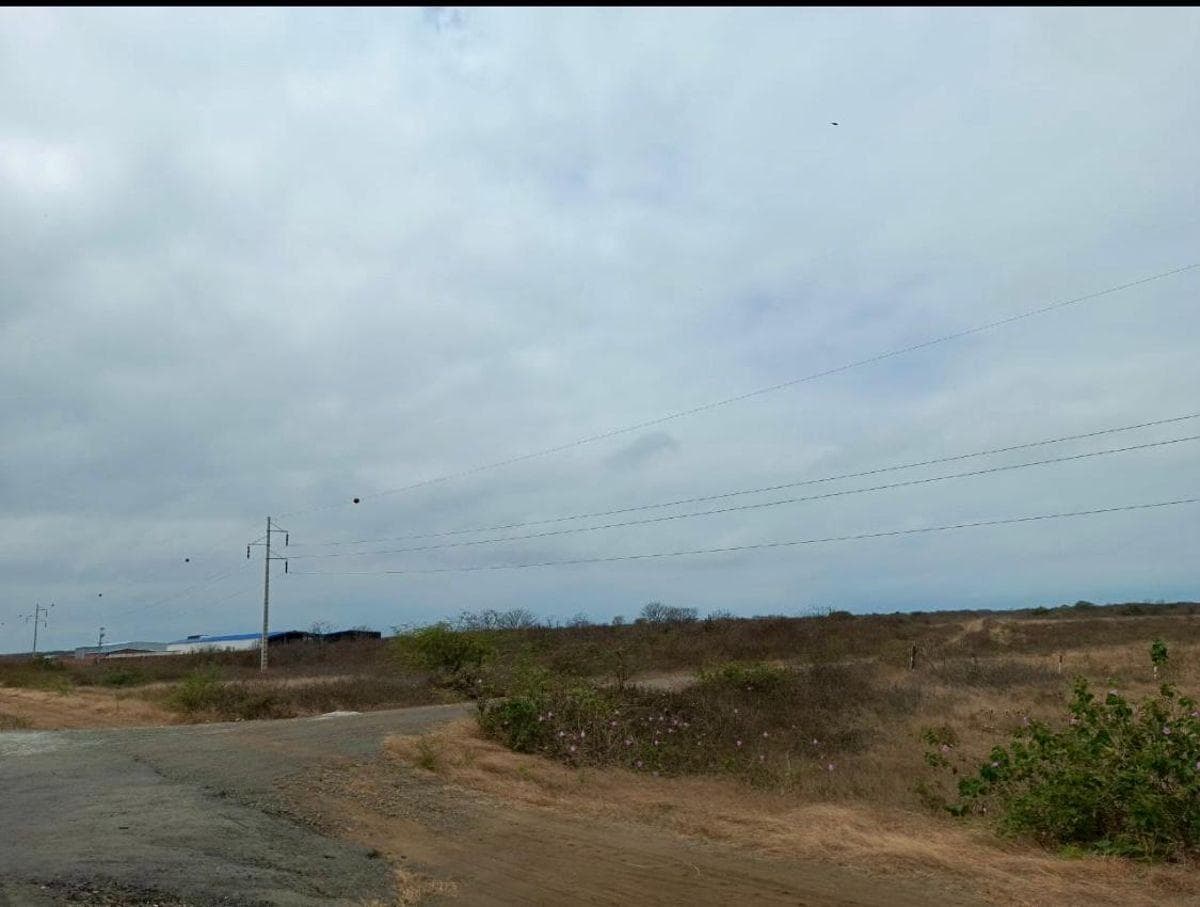 Terreno en venta en Playas, Guayas