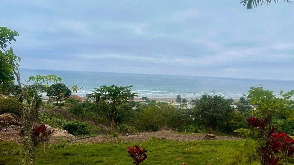 Terreno en venta en Santa Elena, Santa Elena