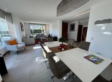 Linda Casa Moderna en Conjunto, Amplios Espacios, Excelentes Áreas Comunales Sector Hilacril Tumbaco — imagen 2