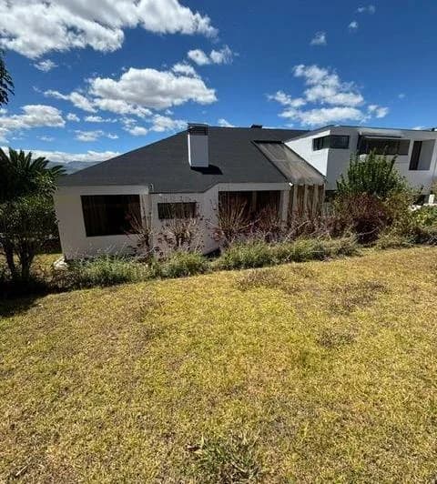 Vendo Casa en Jardines del Este – Cumbayá — imagen 1