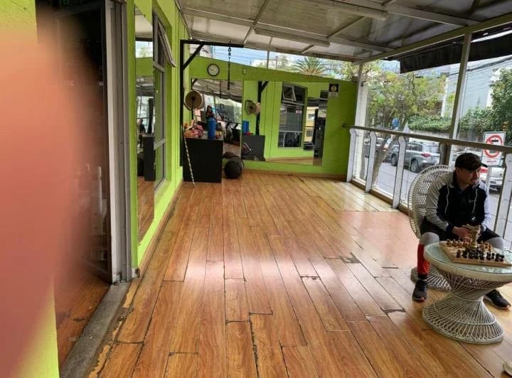 Vendo o Arriendo Excelente Local Comercial $465.000 y $2.650 — imagen 1