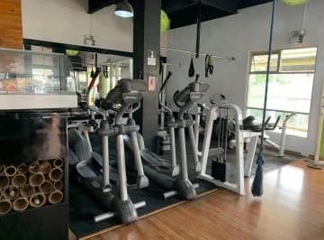 Vendo o Arriendo Excelente Local Comercial $465.000 y $2.650 — imagen 3