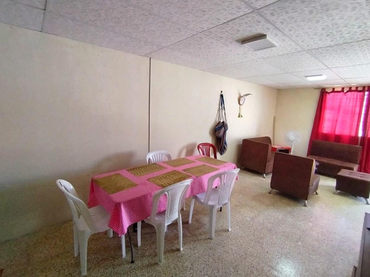 Casa en venta en Salinas, Santa Elena