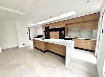 Mv - Sector Pacho Salas - Tumbaco, en Venta Casa 3d 173 m² en Conjunto Privado — imagen 4