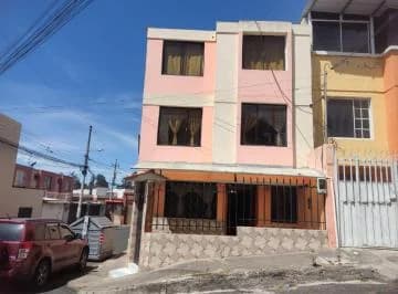 Casa Rentera en Venta Sector San Jose de Moran - Calderon — imagen 2