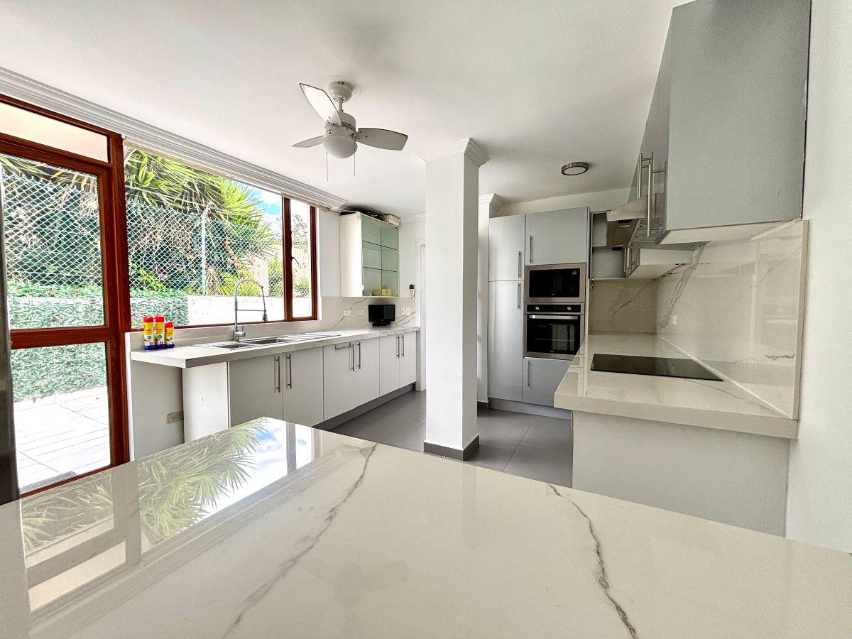 Apartamento en venta en Quito, Pichincha