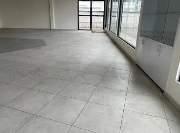 Vendo Terreno, Oficinas, Bodegas, Áreas Exhibición, Rentadas; Av Principal — imagen 4