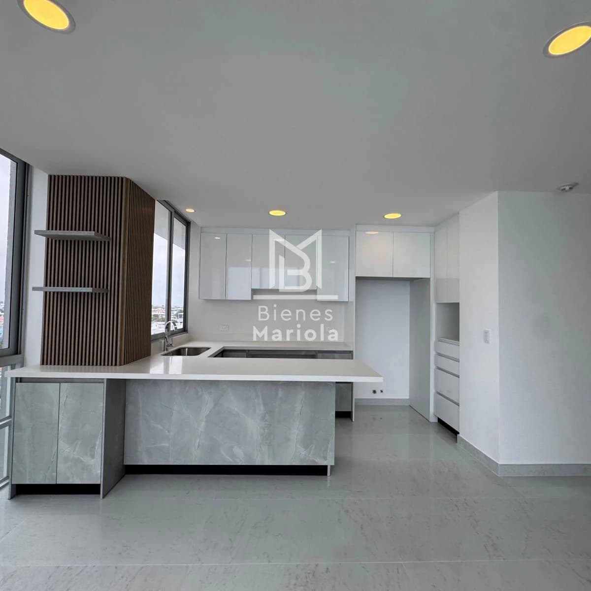 Departamento en venta en Salinas, Santa Elena