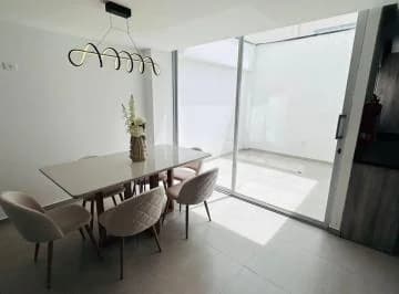 Casa Nueva de 3 Plantas en El Norte de Quito — imagen 5