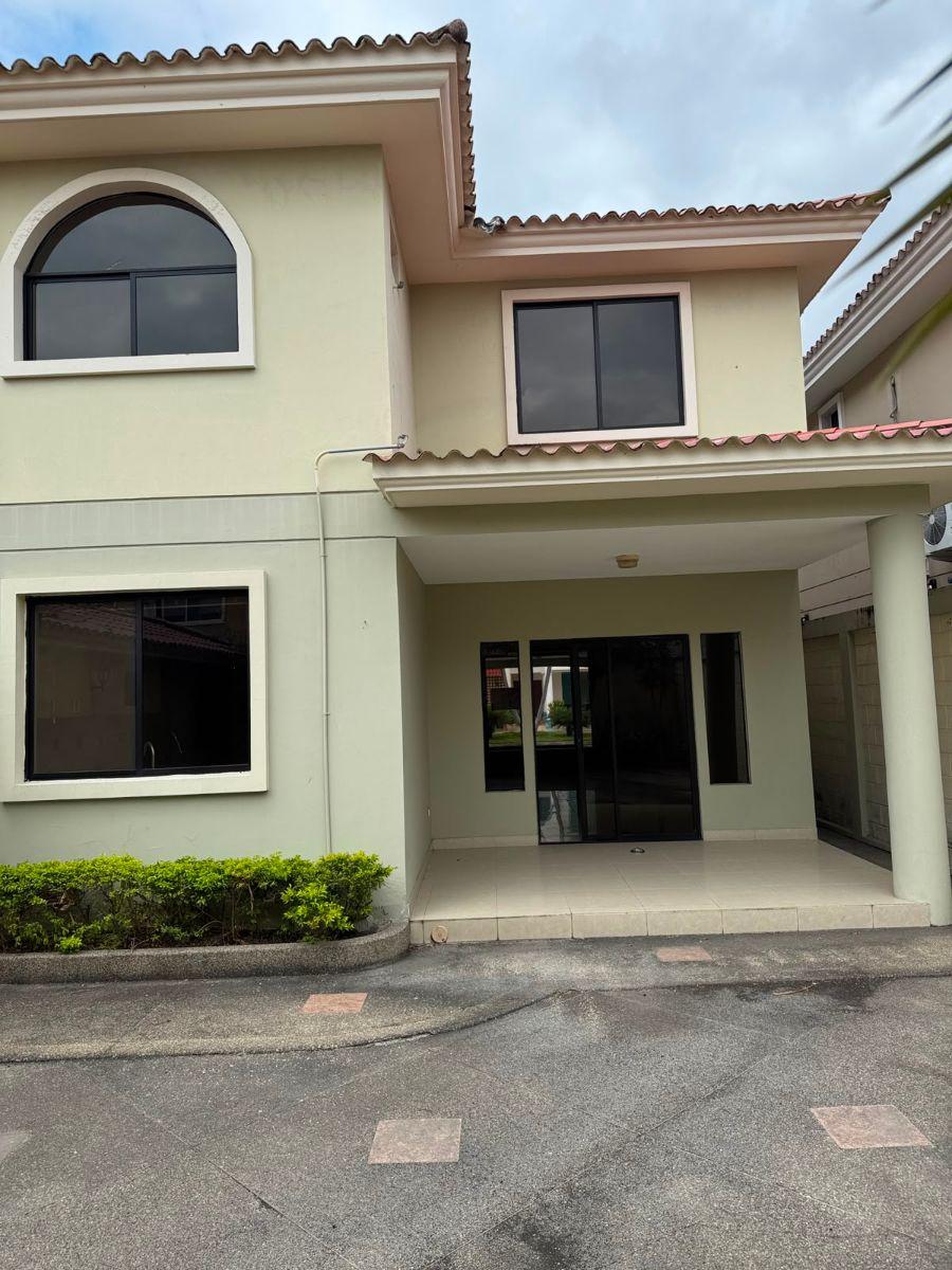 Casa en venta en Guayaquil, Guayas