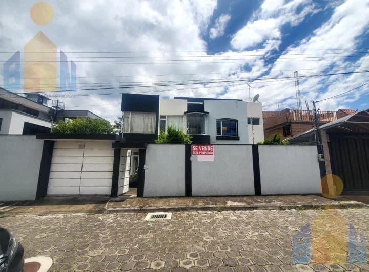 Casa Independiente Dentro de La Urb. Los Retoños Sector La Armenia — imagen 1