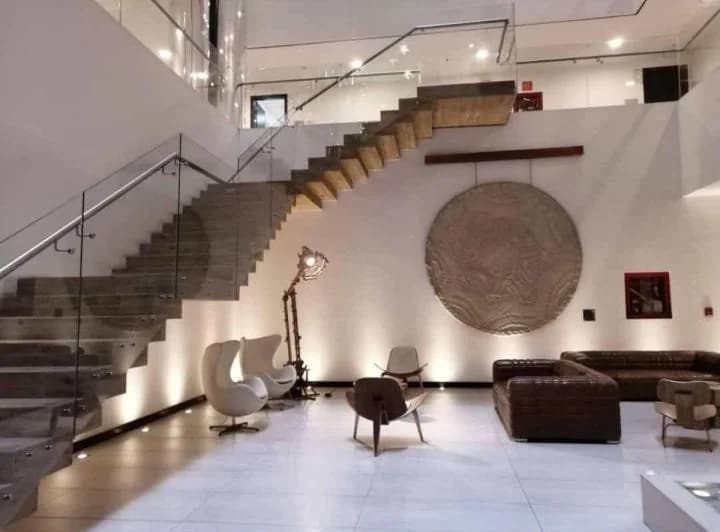 H/nnuu, Oficina en Venta 79 m² Edificio Corporativo — imagen 1