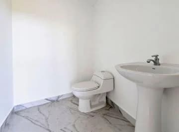 Consutorio/oficina en Venta en Edificio Platinum, El Oro — imagen 2