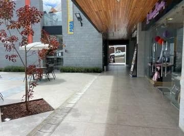 Local Comercial en Venta. Plaza Santa Ana, Azuay — imagen 3