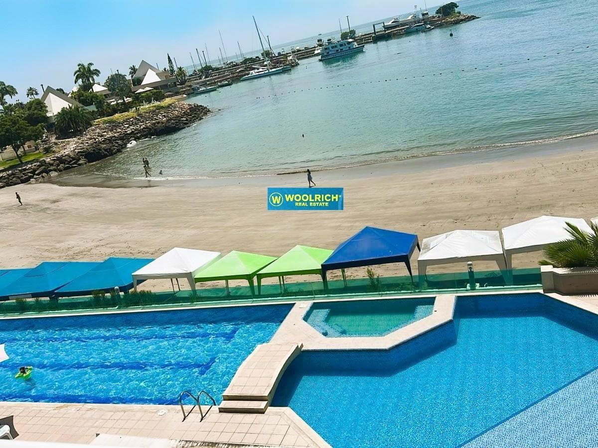 Departamento en venta en Salinas, Santa Elena