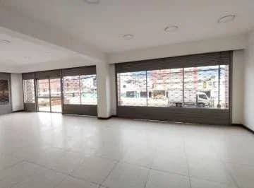 Local Comercial Planta Baja Esquinero Ave 6 de Diciembre — imagen 4