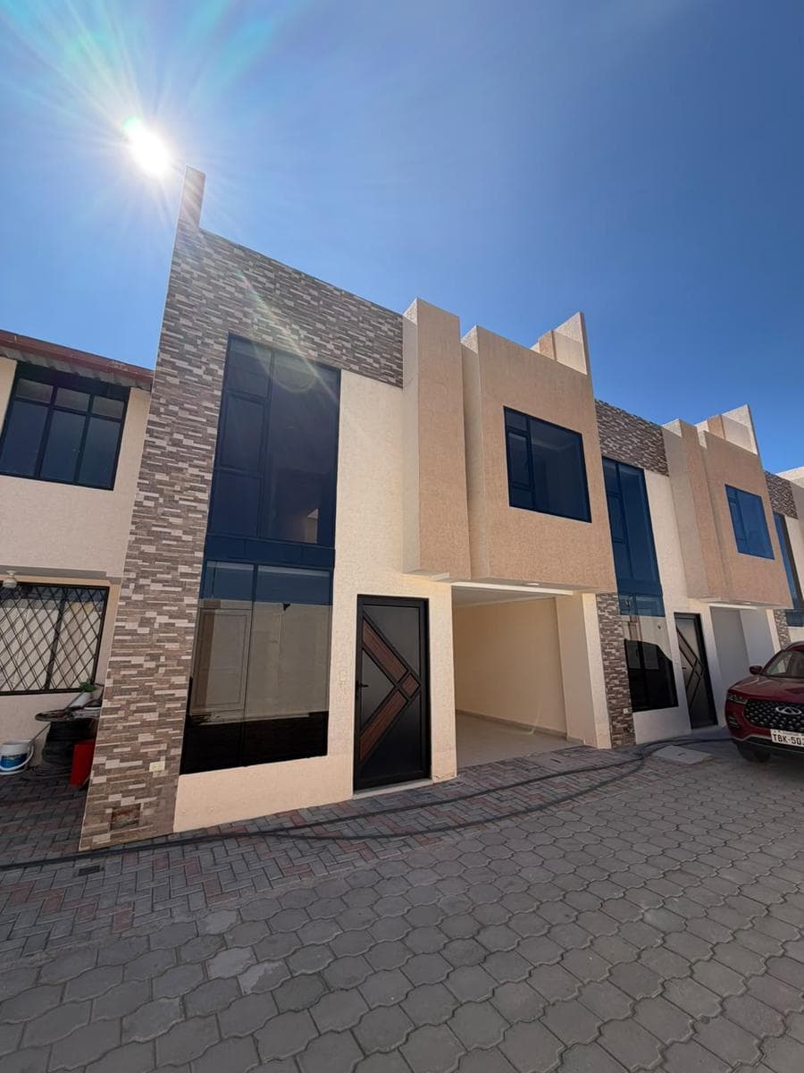 Casa en venta en Ambato, Tungurahua
