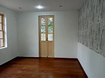 J/ La Mariscal, Casa Rentera de Locales de 692 m² en Venta, 433 m² de Terreno — imagen 2