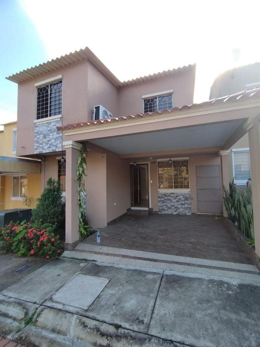 Casa en venta en Daule, Guayas