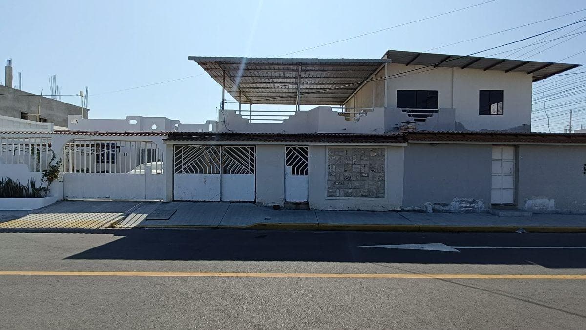 Casa en venta en Salinas, Santa Elena