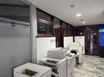 Oficina Comercial Muy Bien Ubicada, Inversión Segura — imagen 5
