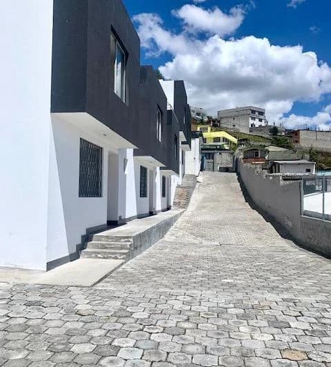 Vs Sector El Bosque, Venta en Conjunto Casa 3 D 140 m² con Patio Propio 20 m² — imagen 1