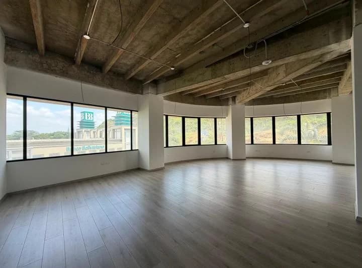 Oficina Corporativa en Venta - La Vista San Eduardo, Guayas — imagen 1