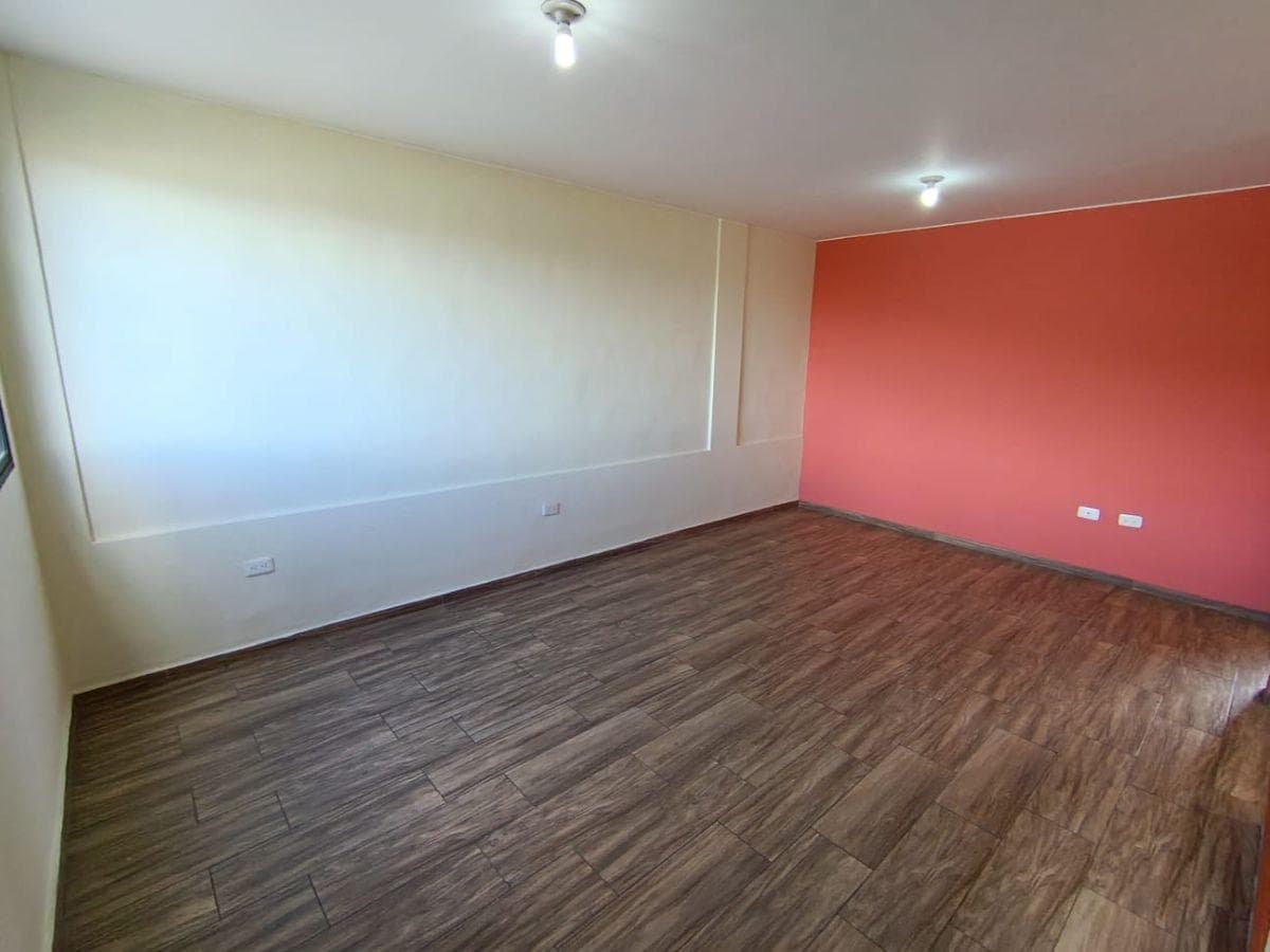 Venta Duplex Sector Santa Martha de Chillogallo — imagen 9