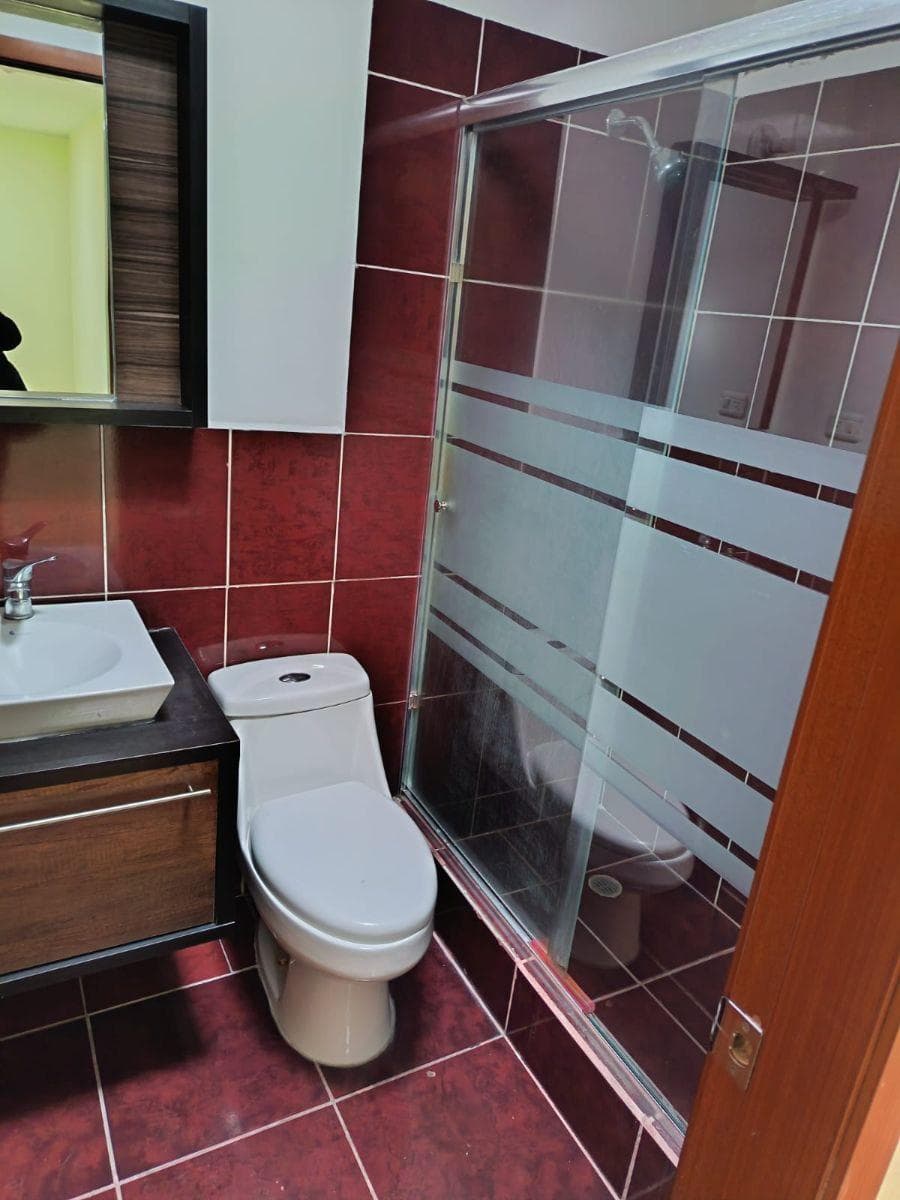 Venta Duplex Sector Santa Martha de Chillogallo — imagen 4