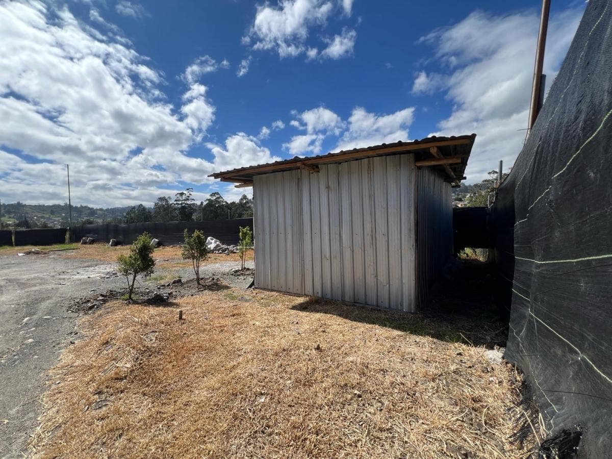 Amplio Terreno Comercial en Renta Sector El Valle - Cuenca, Azuay — imagen 5