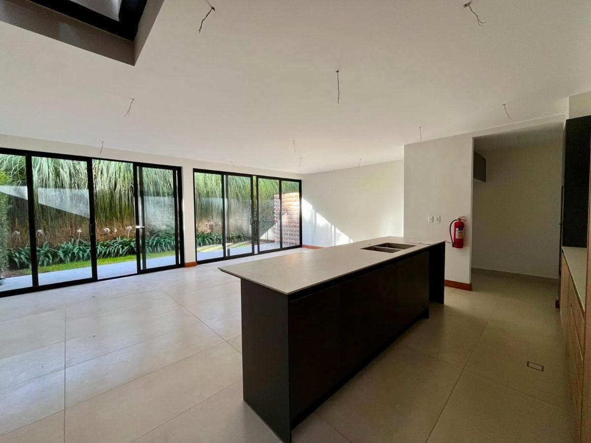Casa de Venta por Estrenar Sector Tumbaco — imagen 10