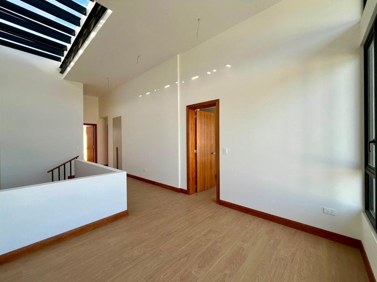 Casa de Venta por Estrenar Sector Tumbaco — imagen 3