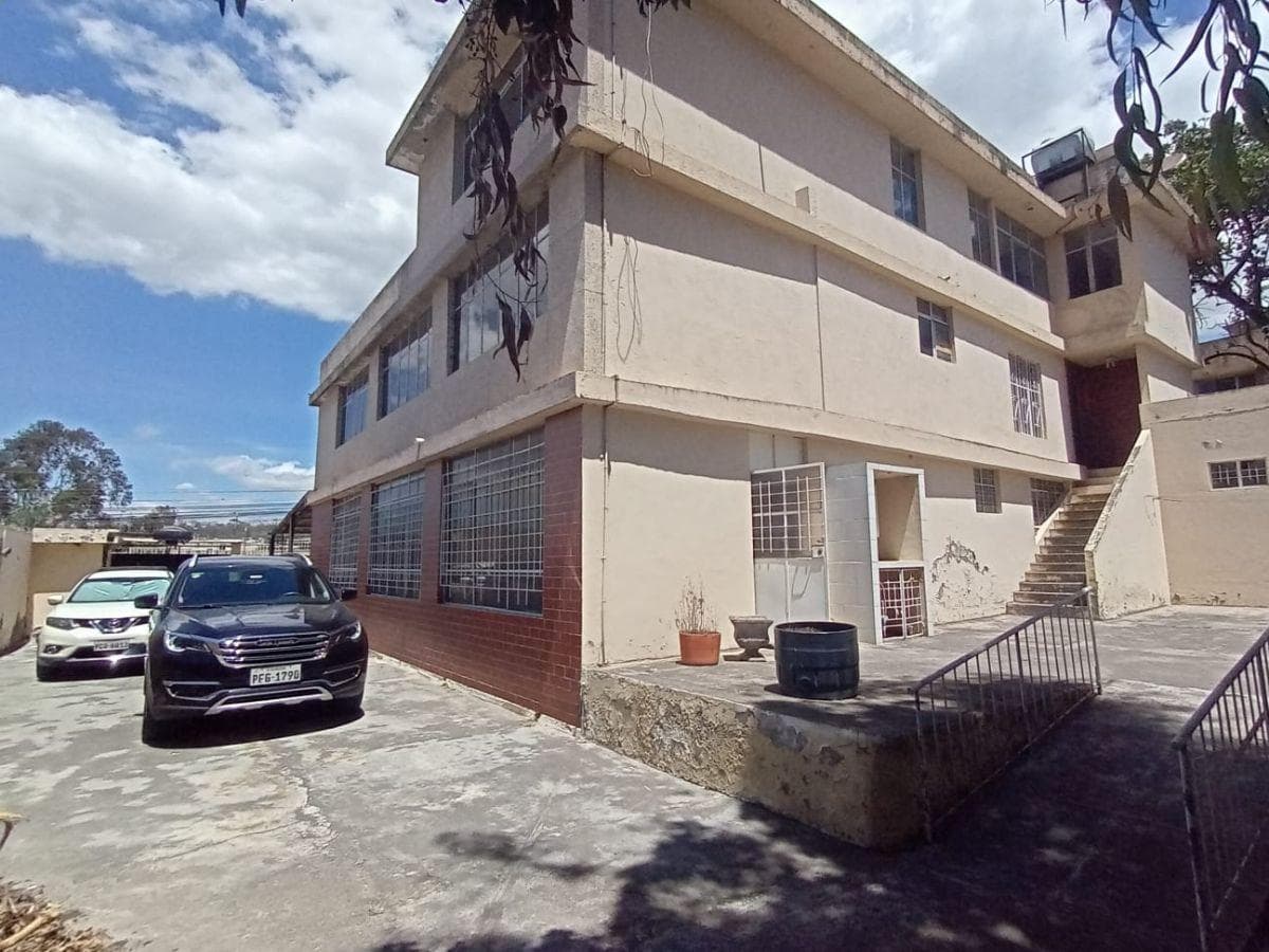 Venta Casa Rentera Sector Pomasqui — imagen 8