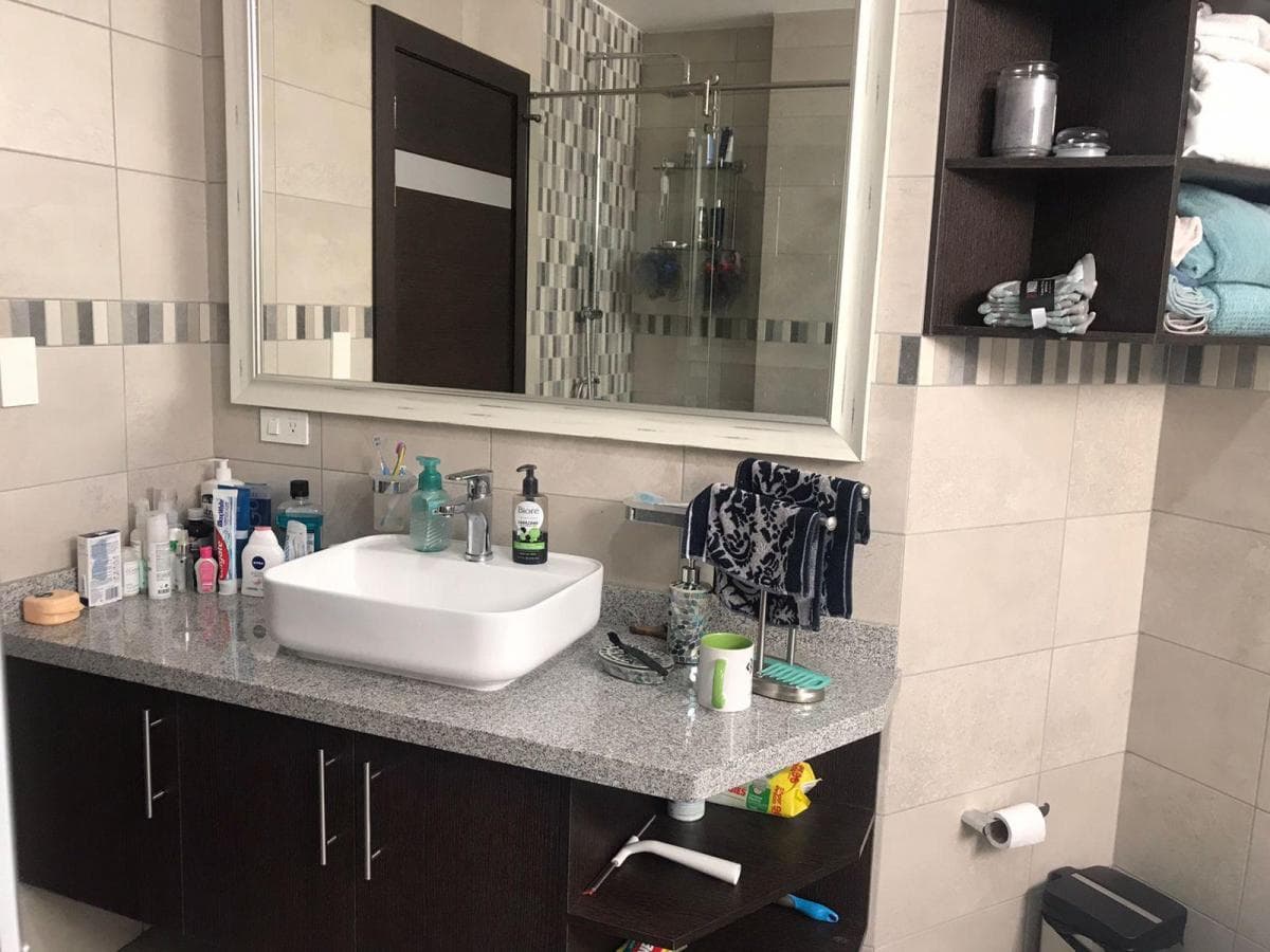 Monteserrín Venta Suite 85 m² Amoblada, Frente a Urba Park del Ciclista — imagen 2