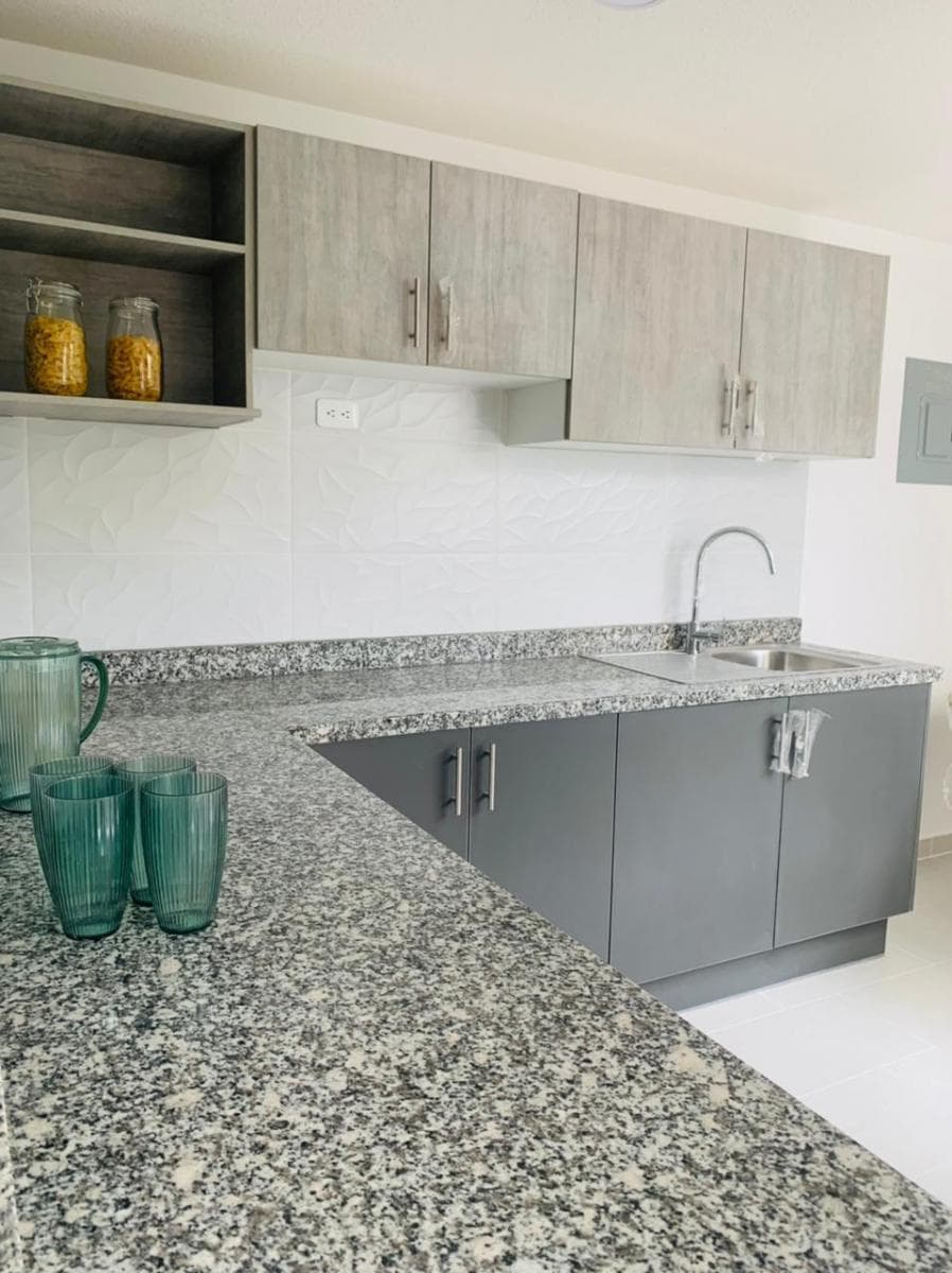 El Limonar Casas Vip con Piscina Pomasqui — imagen 3